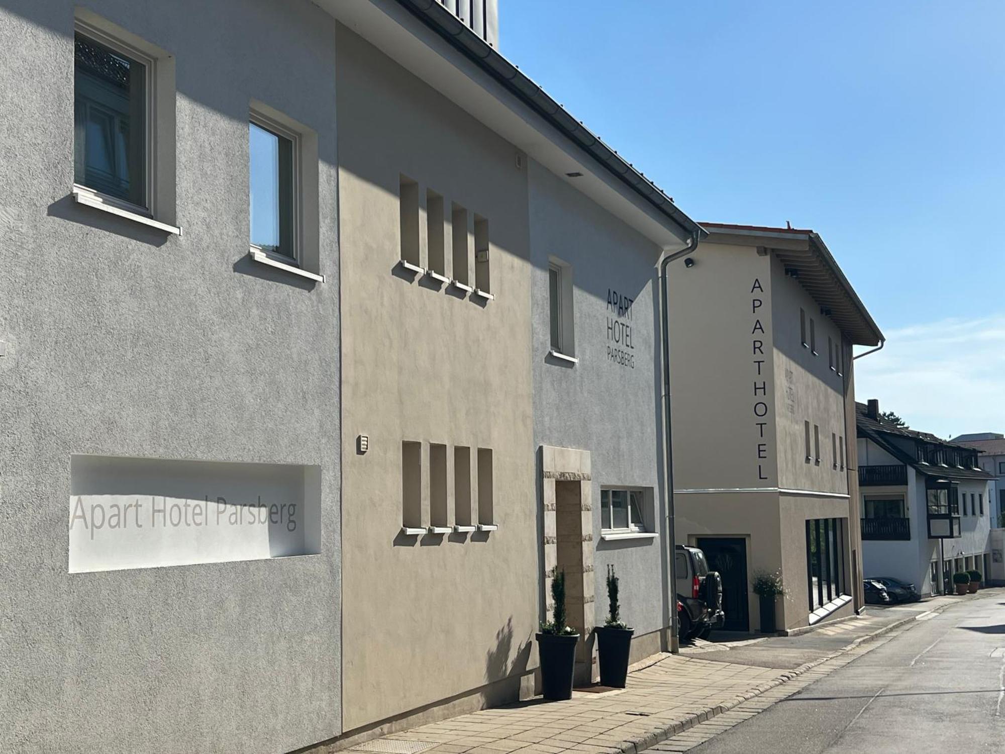 Aparthotel Parsberg Lferstl Экстерьер фото